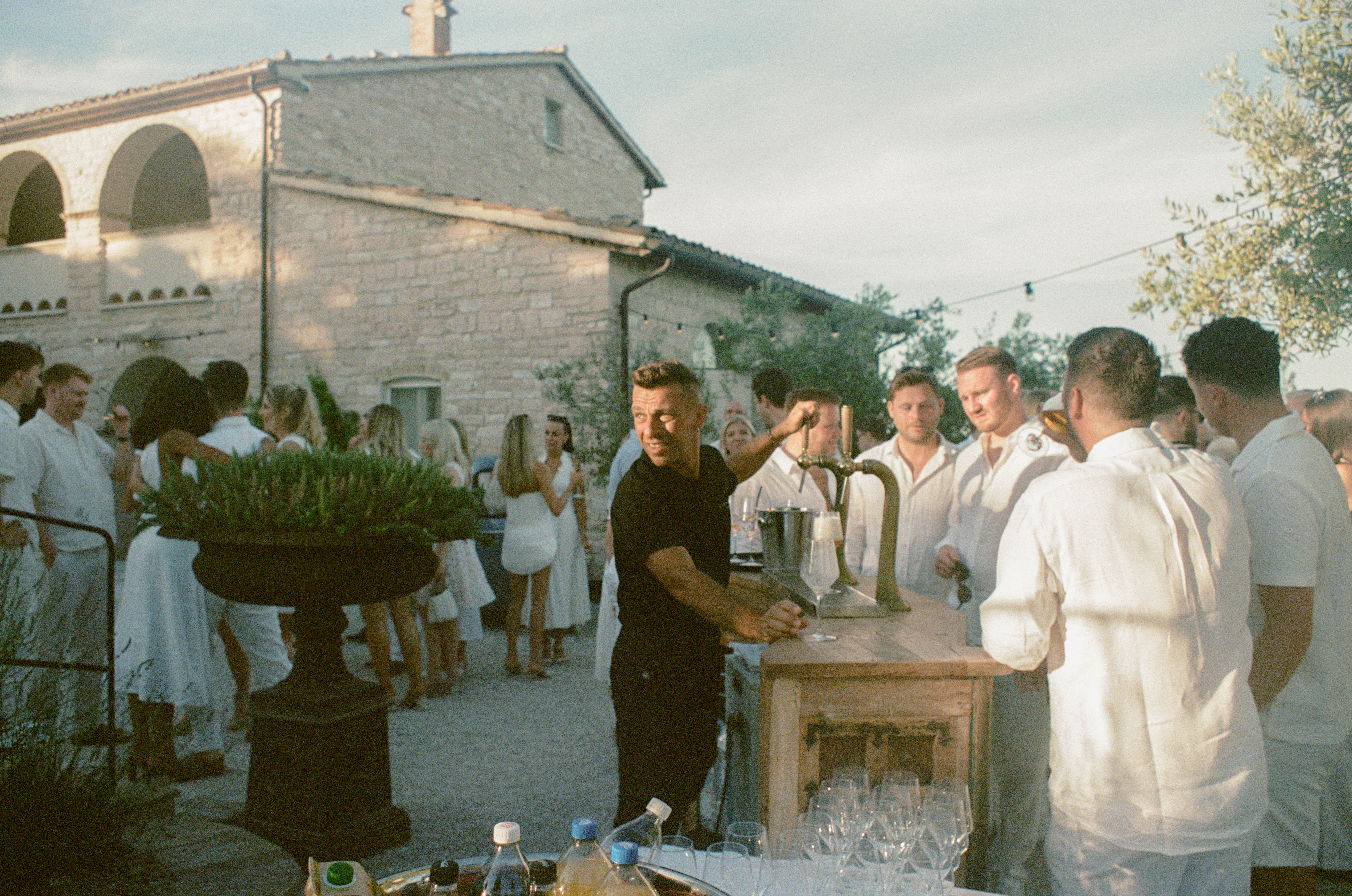 Harry Pockett Second Shooter Candid Wedding Showcase Element